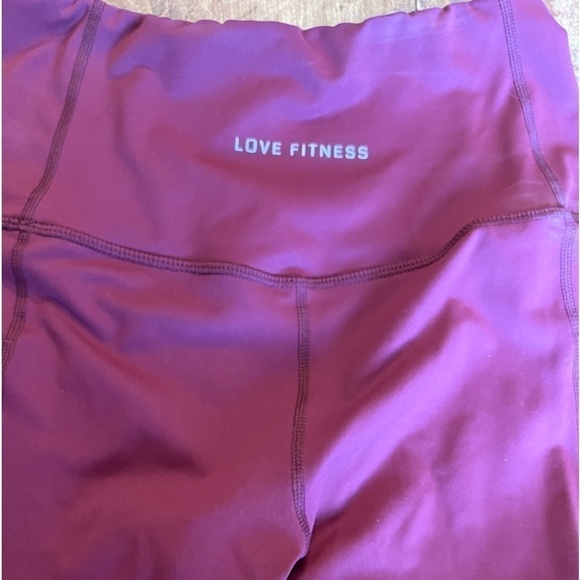 love Fitness Women's Size Small Elite Pocket Leggings Purple size medium - Picture 3 of 8